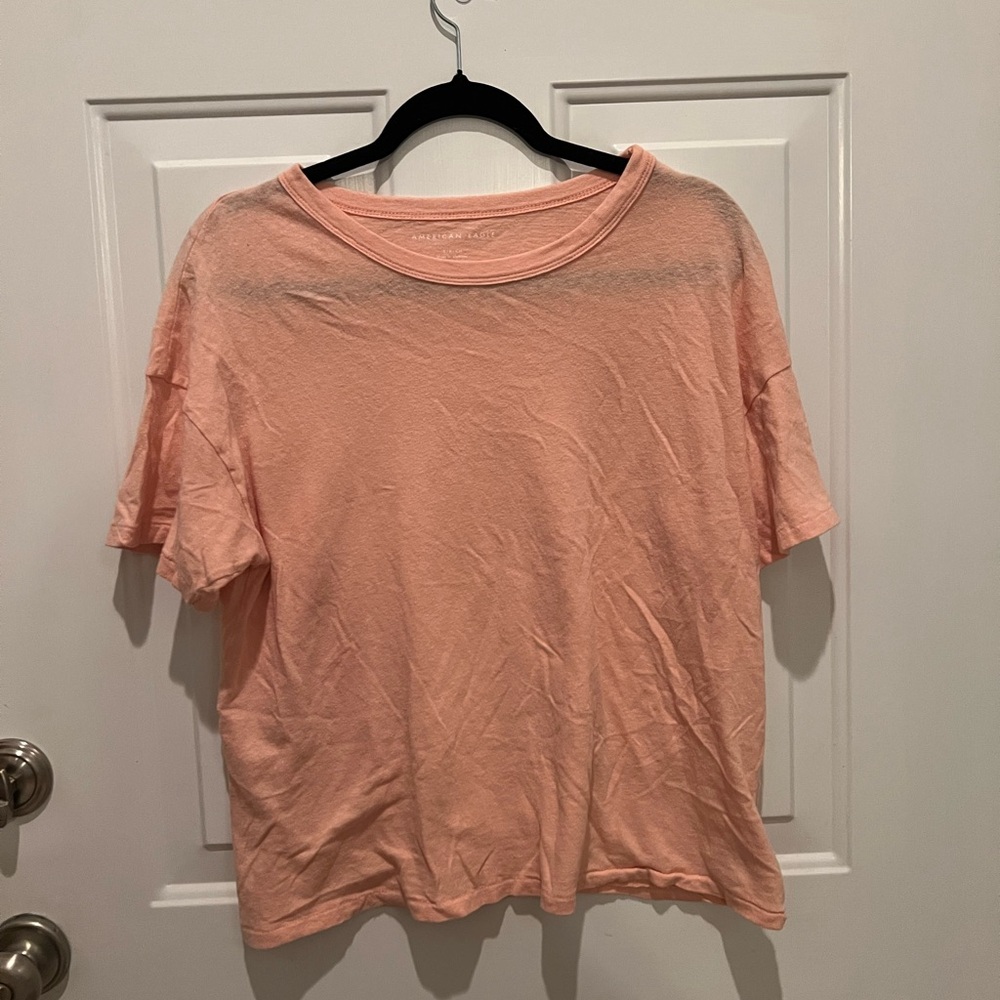Orange American eagle shirt
Women’s S